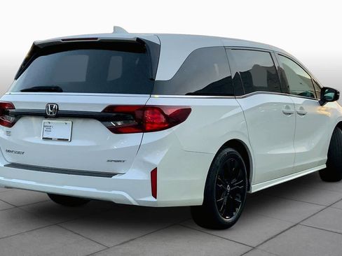 Used 2025 Honda Odyssey Sport-L image 12