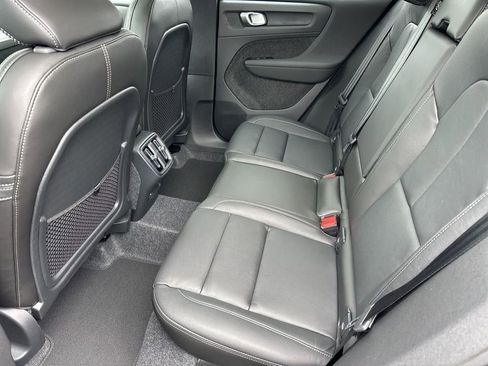 New 2026 Volvo XC40 B5 Core image 7