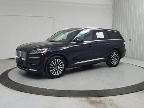 Used 2023 Lincoln Aviator Reserve w/ Elements Package Plus RWD image 4