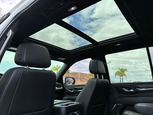 Used 2022 GMC Yukon Denali RWD image 24