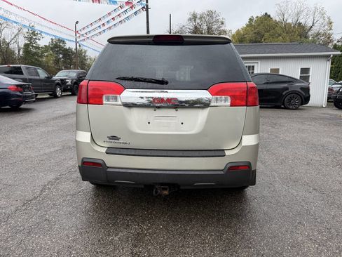 Used 2015 GMC Terrain SLE w/ LPO, Protection Package image 6