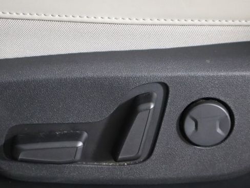 Used 2023 Kia Niro Wind FWD image 24