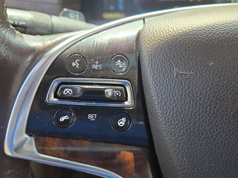 Used 2015 Cadillac Escalade Luxury AWD/4WD image 24