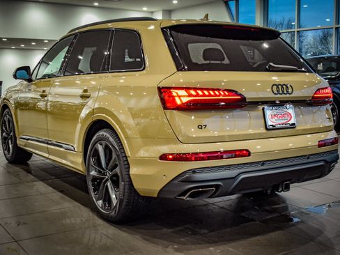Used 2025 Audi Q7 3.0T Prestige w/ Prestige Package image 9