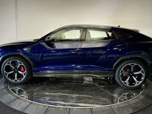 Used 2022 Lamborghini Urus image 33