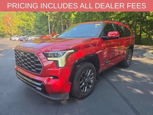 Used 2024 Toyota Sequoia Platinum AWD/4WD image 3