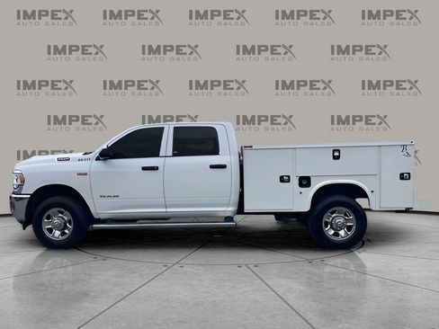 Used 2021 RAM 2500 Tradesman w/ Chrome Appearance Group image 6