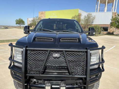 Used 2018 Ford F250 Lariat w/ Lariat Ultimate Package AWD/4WD image 9