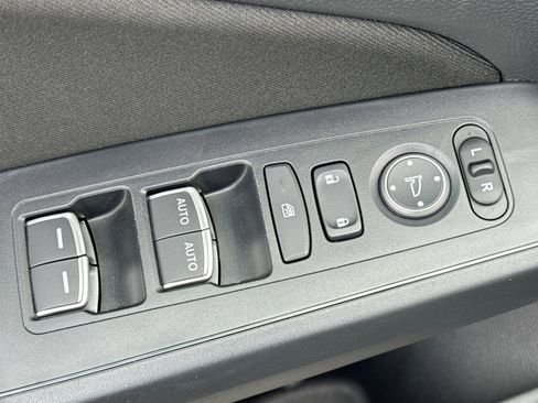 Used 2025 Honda Civic Sport image 15