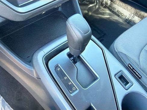 Certified 2024 Subaru Crosstrek 2.0i image 27