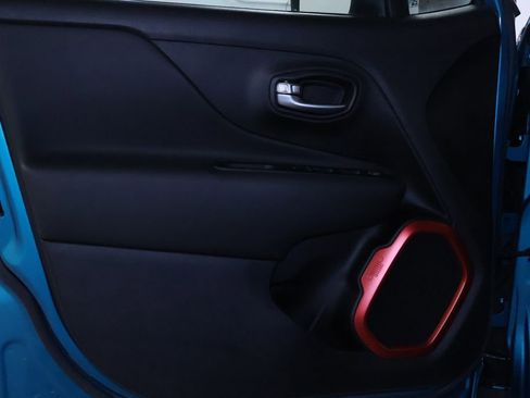 Used 2020 Jeep Renegade Trailhawk w/ Premium Leather Group image 14