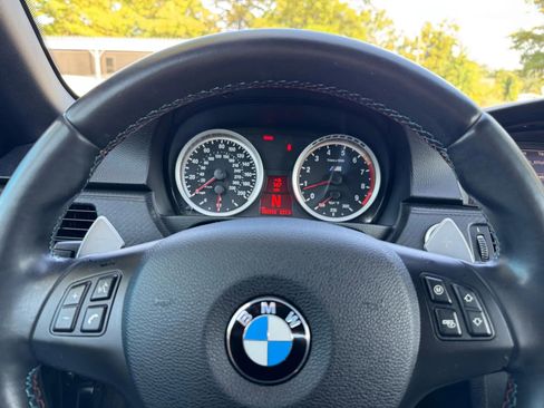 Used 2010 BMW M3 Convertible 2D image 13