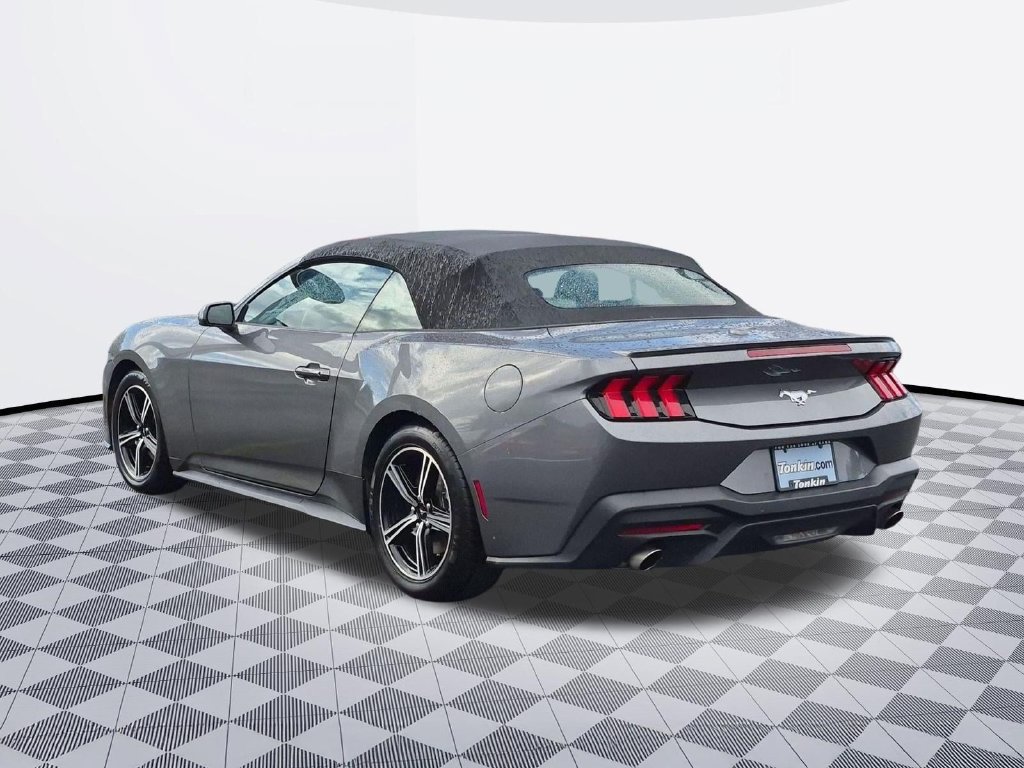 Used 2024 Ford Mustang Premium RWD image 4