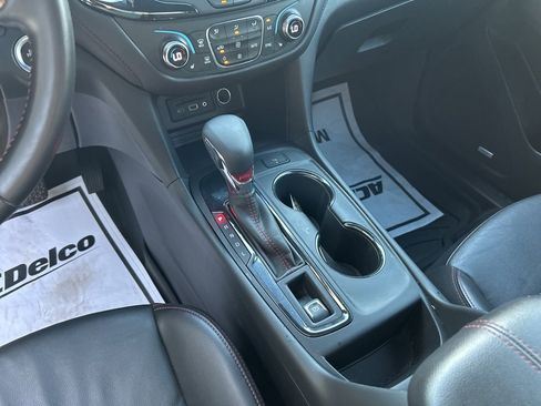 Certified 2022 Chevrolet Equinox RS w/ RS Leather Package image 20