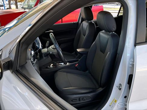 Used 2023 Buick Encore GX Select w/ Sport Touring Package image 8