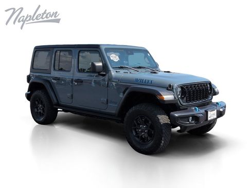 Used 2024 Jeep Wrangler Unlimited AWD/4WD image 8