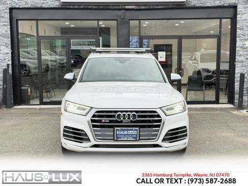 Used 2018 Audi SQ5 Prestige w/ Prestige Package image 7