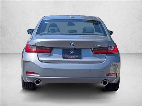New 2026 BMW 330i Sedan w/ Premium Package RWD image 7
