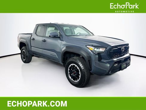 Used 2025 Toyota Tacoma TRD Off-Road image 1