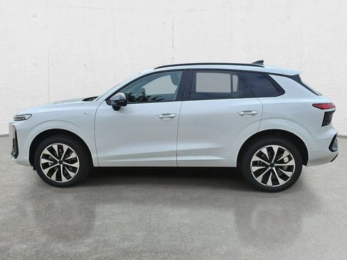 New 2026 Audi Q3 quattro 2.0T AWD/4WD image 8