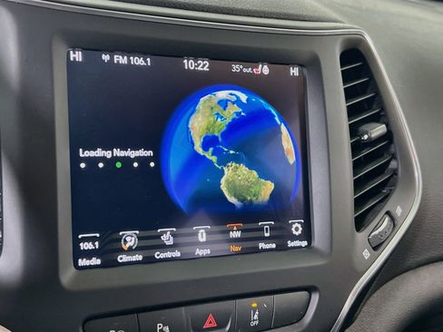 Used 2023 Jeep Cherokee Altitude Lux image 13