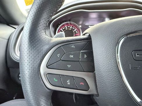 Used 2022 Dodge Challenger R/T Scat Pack w/ Dynamics Package image 12