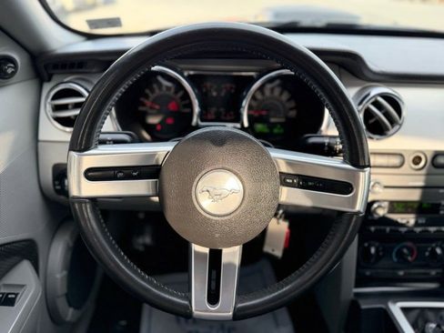 Used 2008 Ford Mustang GT Premium image 11