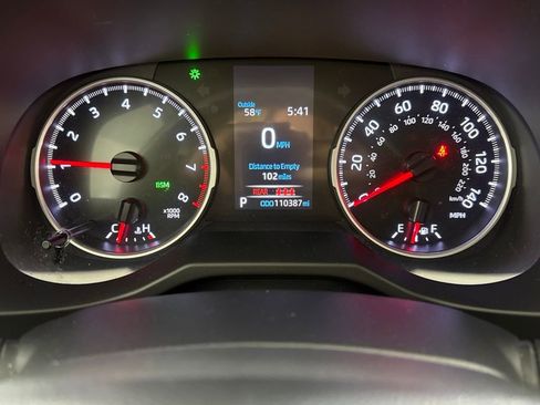 Used 2019 Toyota RAV4 XLE w/ Convenience Package image 13