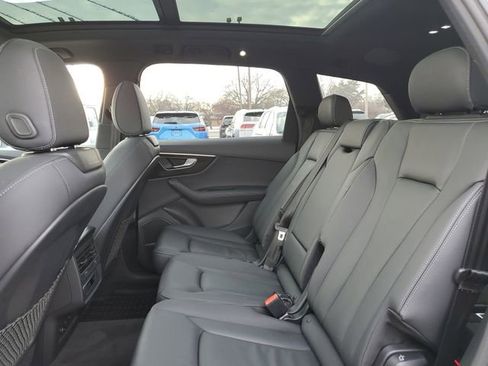 Used 2025 Audi Q7 3.0T Premium Plus AWD/4WD image 27