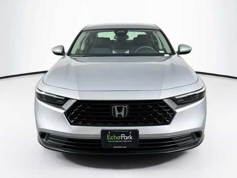 Used 2025 Honda Accord LX image 2