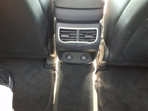 Used 2023 Hyundai Santa Fe SEL w/ Premium Package FWD image 13