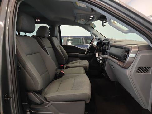 Used 2025 Ford F150 XLT w/ Equipment Group 301A Standard image 13