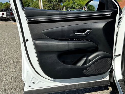 Used 2022 Hyundai Tucson Limited w/ Cargo Package FWD image 18