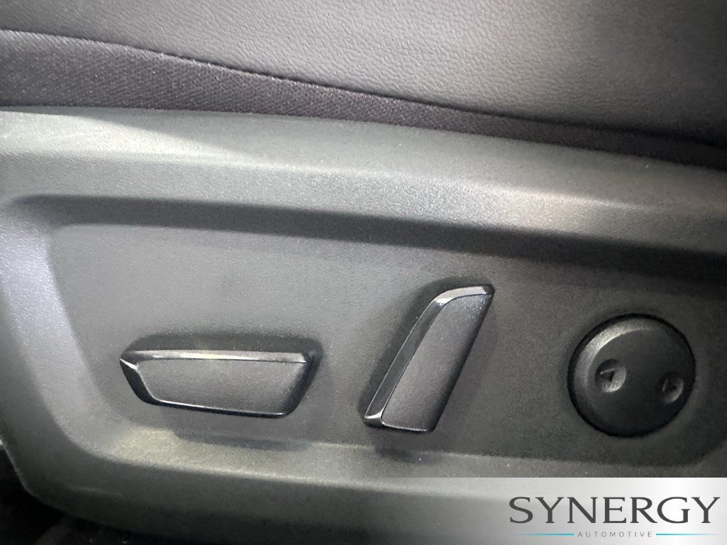 Used 2023 Nissan Rogue SL w/ SL Premium Package FWD image 27