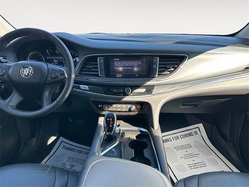 Used 2021 Buick Enclave Essence image 11