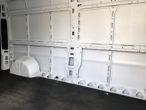 Used 2025 RAM ProMaster 2500 w/ Convenience Group FWD image 22