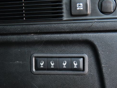 Used 2024 Jeep Wagoneer L Series II RWD image 51