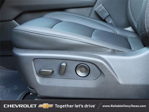 New 2026 Chevrolet Suburban LT w/ Comfort Package image 24