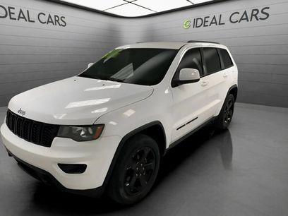 Used 2019 Jeep Grand Cherokee Laredo