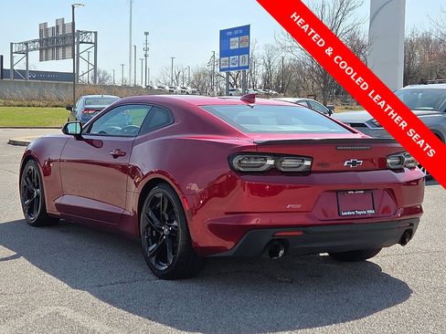 Used 2021 Chevrolet Camaro LT w/ RS Package image 4