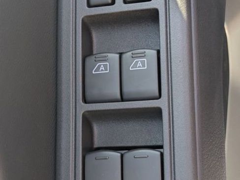 New 2026 Nissan Frontier SV w/ SV Convenience Package RWD image 12