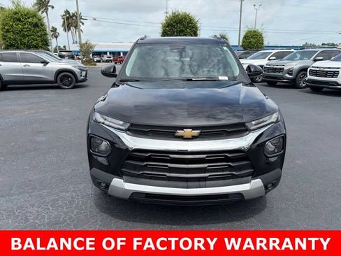 Used 2023 Chevrolet TrailBlazer LT FWD image 2
