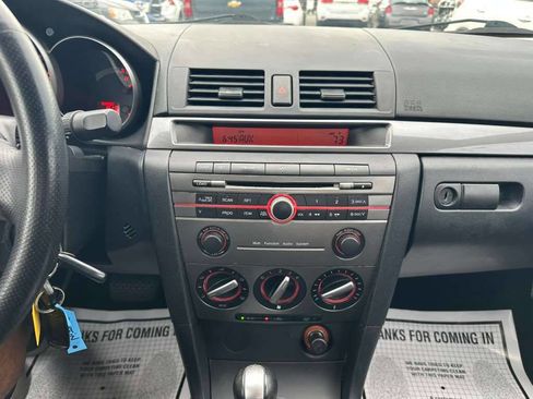 Used 2007 MAZDA MAZDA3 s Touring FWD image 18