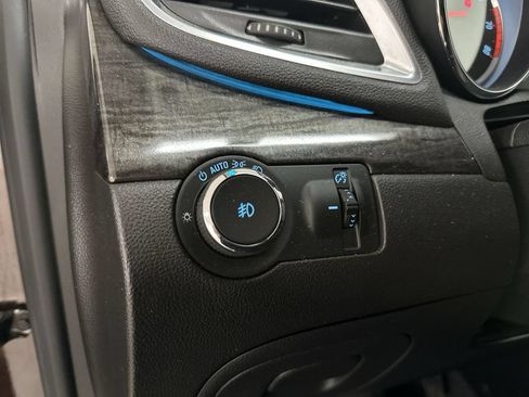 Used 2016 Buick Encore Convenience FWD image 36