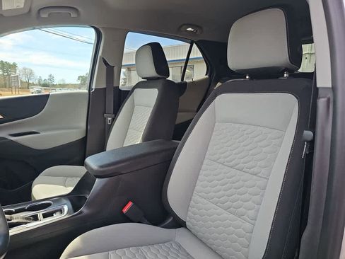 Used 2020 Chevrolet Equinox LT image 14