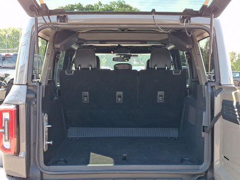 Used 2025 Ford Bronco Badlands AWD/4WD image 29