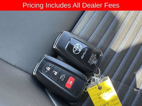 Used 2023 Toyota RAV4 XSE AWD/4WD image 38