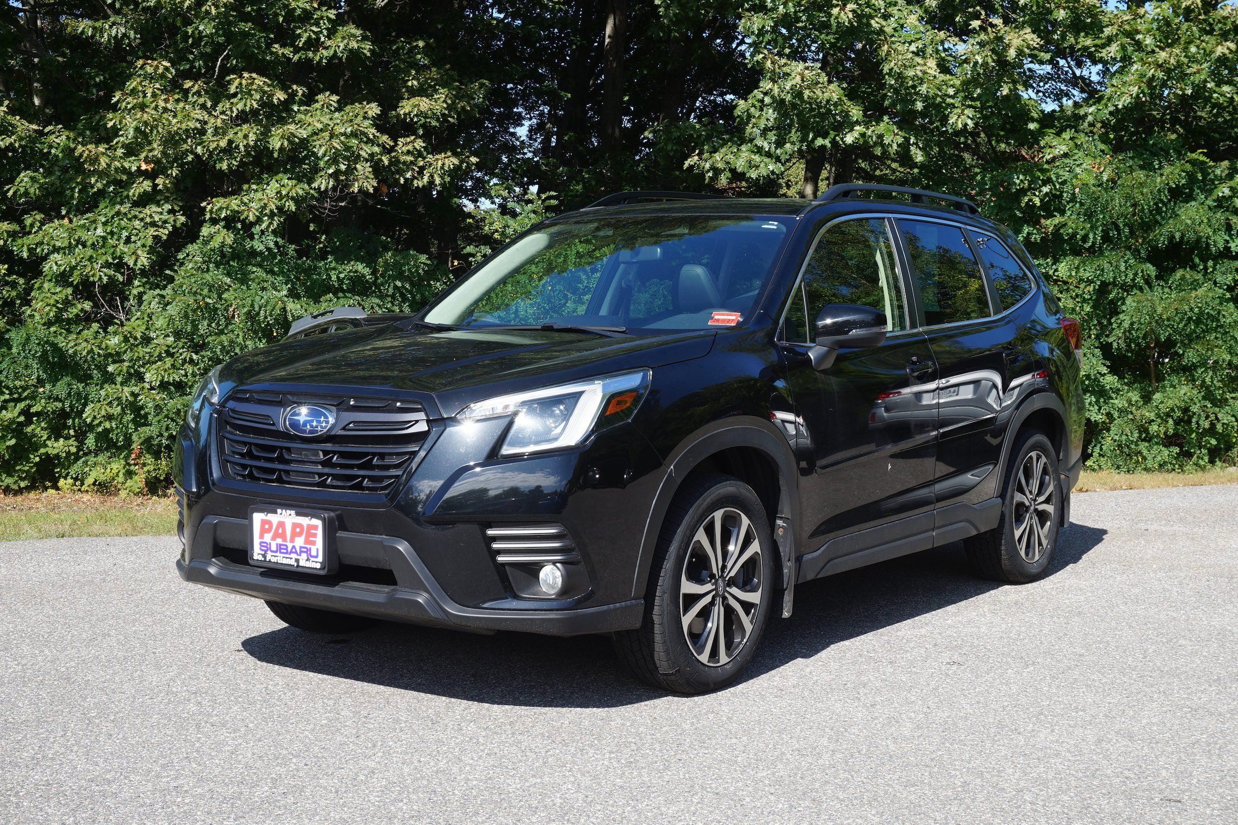 Used 2023 Subaru Forester Limited AWD/4WD image 1
