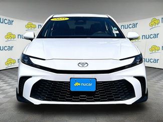 Used 2025 Toyota Camry SE FWD video 2