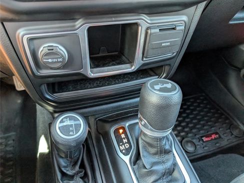 Used 2021 Jeep Wrangler Sport AWD/4WD image 21
